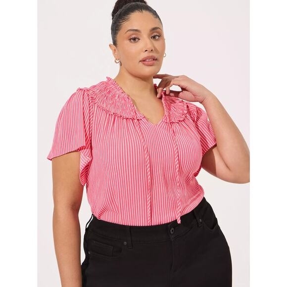 Torrid Washable Gauze Smocked Yoke Ruffle Top Red Striped Short Sleeve Sz 2 - Picture 1 of 9